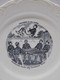 *PETITE ASSIETTE PARLANTE PORCELAINE OPAQUE De GIEN PROVERBES & MILITAIRES   E - Gien (FRA)