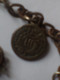 Bracelet Avec Médaille Style Monnaie San Marin Republica Di S. Marino A Ou R - Autre Face Respuor Sansti Marini Libertas - Andere & Zonder Classificatie