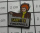 512g2 Pin's Pins / Beau Et Rare / THEME : ADMINISTRATIONS / ECOLE ST EX PETIT PRINCE ST EXUPERY VINCENNES - Administrations