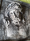 Cadre Bas Relief Ecce Homo En Platre Marqué Belgium 29 Cm - Arte Religioso