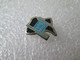 Delcampe - RARE PIN'S    PEUGEOT   AUTO  GUADELOUPE  (defaut De Fabrication)  PEUGE - Peugeot