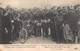 ¤¤  -   VIC-sur-AISNE  -  Officiers Français Rapportant Des Casques D'Officiers Allemands Tués à La Bataille     -   ¤¤ - Vic Sur Aisne