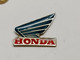 Pin's Automobiles HONDA - Pins Logo Marque AILE - Pin Automobile - Honda