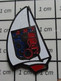 413g Pin's Pins / Beau Et Rare / SPORTS / VOILE VOILIER UAHPF HANDICAP - Sailing, Yachting
