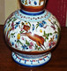 Delcampe - SUPERBE ANCIEN VASE FAIENCE JOLI DECOR FAIT MAIN SIGNE AE 449 / SEC XVII BE - Vasen