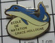 413i Pin's Pins / Beau Et Rare / THEME : SPORTS / DAUPHIN ECOLE DE NATATION GRACE HOLLOGNE Région Wallonne LIEGE - Schwimmen