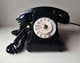 - Ancien Téléphone En Bakélite - - Telefontechnik