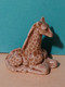 MINIATURE - MINIATURES ANIMAUX -  GIRAFE COUCHEE - 4cm X 4cm - 12g - ENGLAND - Animales