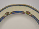 *JOLI PLAT ROND DEMI CREUX PORCELAINE LIMOGES JB France (JEAN BOYER) Dorures  E - Limoges (FRA)