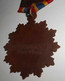 Ancienne Médaille Chine Vietnam China Memorial Medal Of Honour For Vienam Largeur 5,5 Cm - Otros & Sin Clasificación