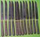 Delcampe - Ancien Service 12 COUTEAUX - Manche Bois - Lame Inox  - " Neuf De Stock Et Laissé Dans Leur Jus" - Vers 1930 - Knives