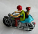 FIGURINE FIZZY SCOUBIDOU SCOOBY DOO En MOTO SIDE CAR BLEU 2012 - Otros & Sin Clasificación