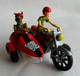 FIGURINE FIZZY SCOUBIDOU SCOOBY DOO En MOTO SIDE CAR ROUGE 2012 - Autres & Non Classés