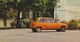 64 PONTACQ La Place De La Mairie Monument Statue VOIR ZOOMS Citroën DS 2CV GS Renault R5 Terrasse De Café En 1977 - Pontacq