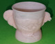 Delcampe - RARE Ancien COQUETIER - Publicité Fromage ROUY D'OR - Plastique Rose - Poule - En Très Bon état , Aucun Manque-Vers 1960 - Egg Cups