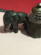 Ancien Encrier En Bronze (éléphant Et Son Arbre ) - Inkwells