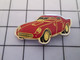 510f Pin's Pins / Beau Et Rare / THEME : AUTOMOBILES / PETITE FERRARI ROUGE ANNEES 60 70 - Ferrari