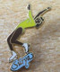 116b Pin's Pins / Beau Et Rare / SPORTS / Attention La Chute ! PATINAGE ARTISTIQUE SURYA BONALY Par STARPIN'S - Eiskunstlauf