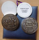 Coffret Avec Médaille Contenant Le Journal De Christophe Colomb QUINTO CENTENARIO DIARIO DE COLON 1492-1992 - Professionals/Firms