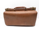 Delcampe - *ANCIEN SAC De MEDECIN CUIR TRES BELLE Qualité 2 Poignées SORTI De GRENIER   E - Leather Goods 