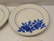 Delcampe - *6 PETITES ASSIETTES DESSERT CERAMIQUE TAURION PB LIMOGES FLEURS ROSES BLEUES  E - Limoges (FRA)