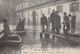 CPA France - Crue De La Seine - L'embarcadère De La Rue De Bellechasse - Janvier 1910 - Oblitérée 1910 - Barque - Animée - Alluvioni Del 1910