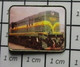 116B Pin's Pins / Beau Et Rare / TRANSPORTS / LOCOMOTIVE A IDENTIFIER PHOTO COULEUR - Transports