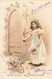 Heureux Anniversaire 7 Juillet 1906 Fillette Avec Un Bouquet De Fleurs Porte Ancienne Brouette - Geburtstag