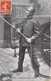 CPA Thèmes - Métiers - Pompiers - Manoeuvre De La Lance - Oblitérée 1910 - Staerck Fres - Paris - Travailleur - Bombero