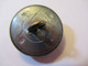 1  Bouton Ancien Bombé/ Banque/ Uniforme/Crédit Lyonnais/ C L / Doré/ ? /2,2 Cm/ Début XXéme   BOUT236 - Knöpfe