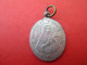 Petite Médaille Religieuse Ancienne/ Sainte Thérèse De L'Enfant Jésus/Métal Blanc /Vers 1925                     CAN609 - Godsdienst & Esoterisme