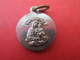 Petite Médaille Religieuse Ancienne/Padre PIO/Vierge à L'enfant/Nickel  /Début XXéme CAN621 - Religion & Esotérisme