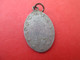 Petite Médaille Religieuse Ancienne/ Vierge Rayonnnante /Aluminium  /Début XXéme             CAN623 - Religion &  Esoterik