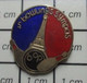 410D Pin's Pins / Beau Et Rare / PORTS / BOP 5 BOWLINGS SYMPA Sans Compter Claude !! BOP PARIS TOUR EIFFEL - Bowling