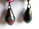 Delcampe - Boucles D'oreilles Fait-main, Violet Bronze Vert, Céramique Artisanale, Cristal Facetté, Laine Feutrée à L'aiguille - Boucles D'oreilles