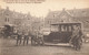 Les Allemands Dans La Cour De La Caserne D'Etterbeek - Husaren In Die Cavalerie Kasern In Etterbeek - Carte Très Animée - Etterbeek