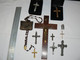 Lots De 7 Croix, Un Chapelet, Une Médaille Et Un Crucifix. - Hangers