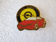 PIN'S    OPEL  CALIBRA      GARAGE  MORA - Opel