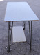 *TABLE DESSERTE VINTAGE FORMICA CLAIR Couleur PEU COURANTE Pieds EIFFEL 1960    E - Tables & Guéridons