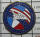 512c Pin's Pins / Beau Et Rare / ESPACE / MISSION NASA NAVETTE CHALLENGER PATRICK BAUDRY - Espace