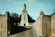 (3 Oø 25) France - Verdun Monument De La Victoire - Monuments Aux Morts