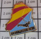 312a Pin's Pins / Beau Et Rare / SPORTS / DELTA CLUB R.A. DELTAPLANE - Paracaidismo