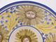 Delcampe - *JOLI ANCIEN PLAT CERAMIQUE TOLEDE Signé MG LACARTERA Décor SOLEILS SOURIANTS  E - Talavera/Toledo (ESP)