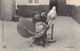 FOLKLORE - Vieux Métier - Une FILEUSE - Vieille Femme - Héliotopie De Graeve Gand - Carte Postale Ancienne - Autres & Non Classés