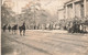 Belgique - Wavre - Carte Photo - Défilé Soldat - Animé - Bords Dentelés - Carte Postale Ancienne - Demonstrations