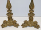 *PAIRE De BOUGEOIRS BRONZE PIEDS GARGOUILLES CHIENS De FÔ & Leurs étouffoirs  E - Chandeliers, Candelabras & Candleholders