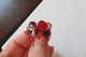 Neuf - Bague D'artisan Créateur Fil Cuivré Rouge Et Perles Rocaille Et Cristaux Rose Rouge Bordeaux Irisé T53-54 - Bagues