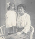 Carte Photo Enfant Avec Sa Mère  Voir Scanne  Photo Y.LE BOURDONNEC 65 RUE SIAM  BREST-29 - Gruppen Von Kindern Und Familien