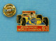 1 PIN'S //  ** F1 / ALAIN PROST / CHAMPION DU MONDE '93 / WILLIAMS-RENAULT ** - F1