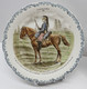 Delcampe - *2 ASSIETTES HB & Cie Terre De Fer CAVALIERS N° 10 CHOISY Le ROI COLLECTION   E - Choisy Le Roi (FRA)